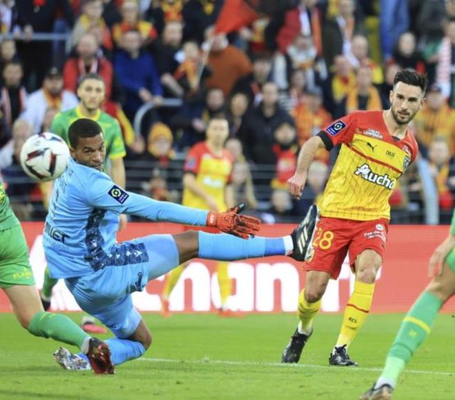 法国杯倒计时,丹佛掘金国际比赛日复出首秀,细节引发关注,引发热议,阵容厚度经受考验 法国杯倒计时,丹佛掘金国际比赛日复出首秀,细节引发关注,引发热议,阵容厚度经受考验